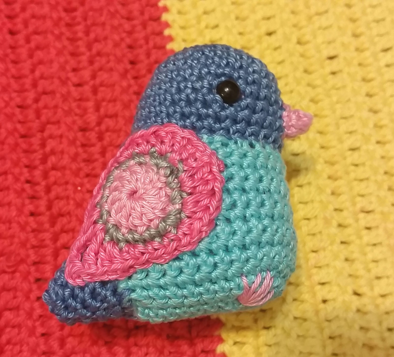 Red Haired Amazona: Stevie Bird Amigurumi Tutorial