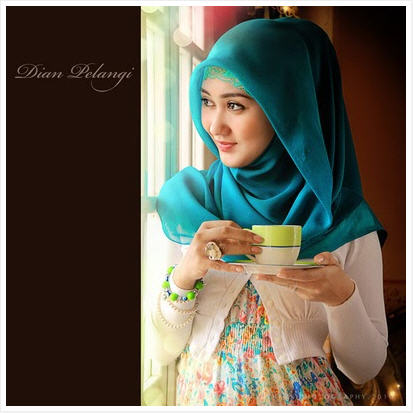 Molent59: Dian Pelangi
