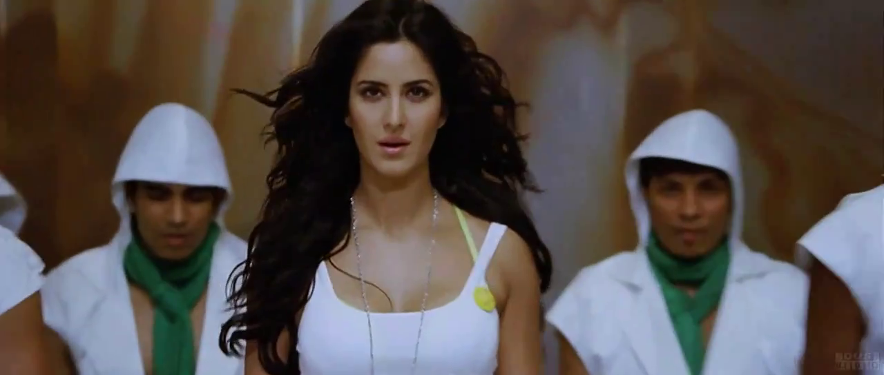 Paisa song from De Dana Dan - Home Facebook