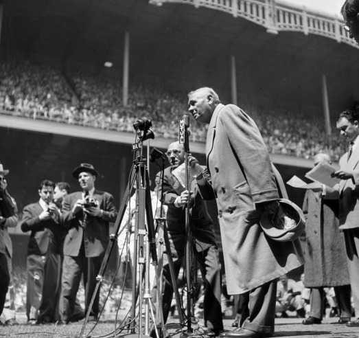 Amazing Historical Photo of Babe Ruth  on 4/27/1948 