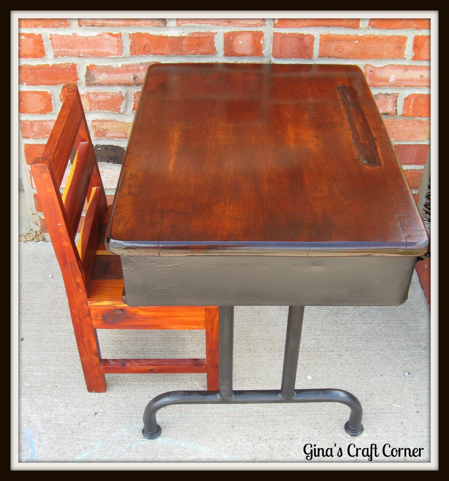 Gina's Craft Corner Refinished Homeschool Desk for my Kindergartner!