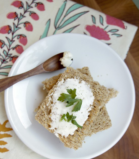 swoon studio 30 second snack Honey + goat cheese spread