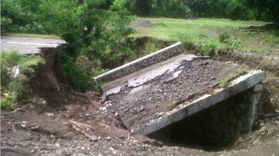 Jembatan Penghubung  Wera-Kota Bima, Ambruk