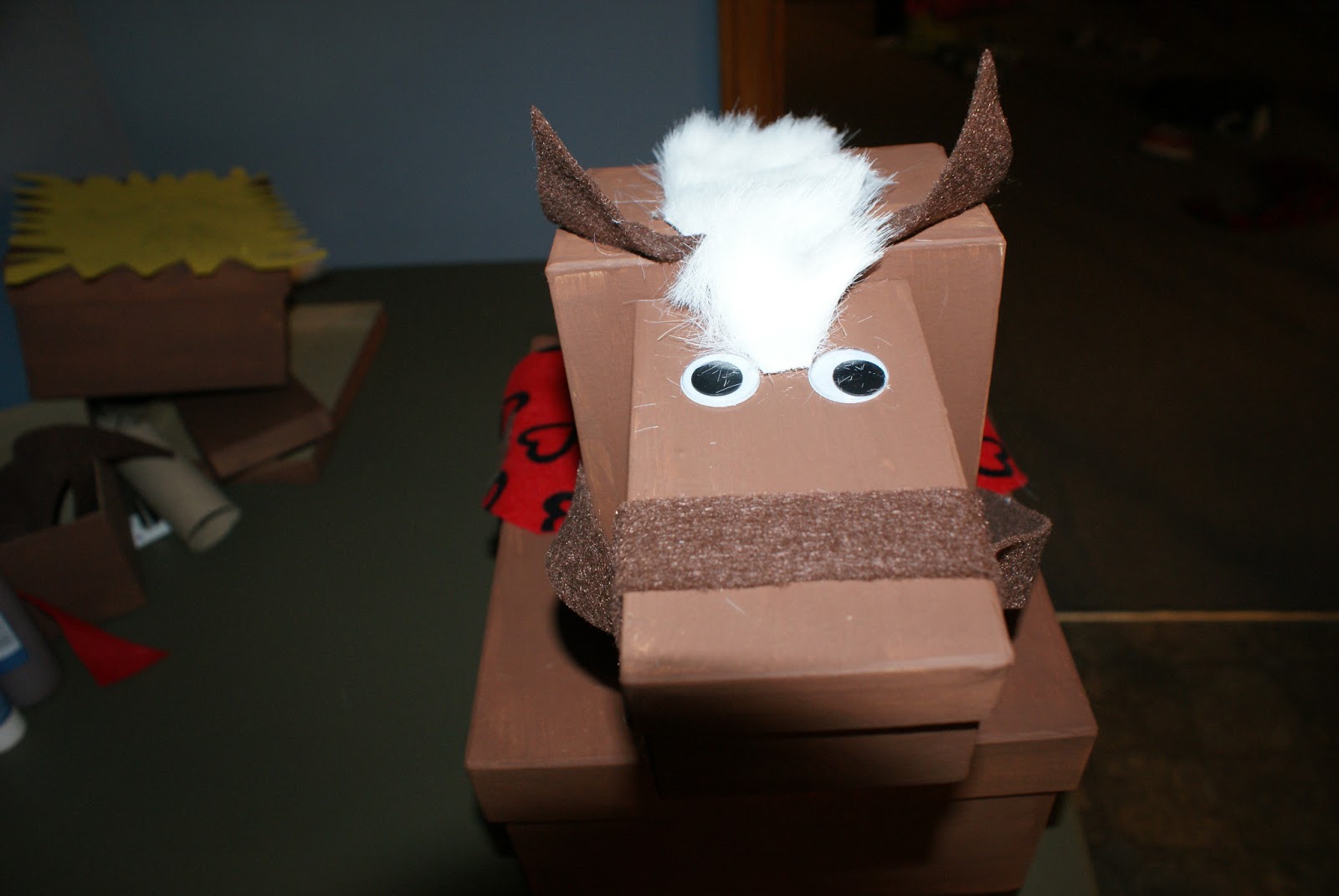 Horse Valentine's Box Macaroni Kid Pittsburgh West Robinson