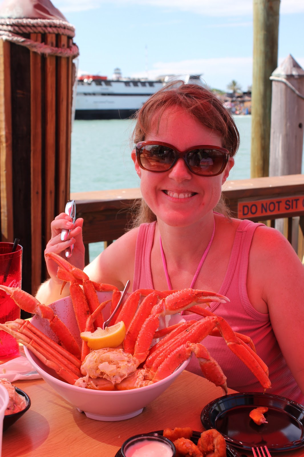 1 Pound Snowcrab mit heisser Butter frisch aus dem Meer