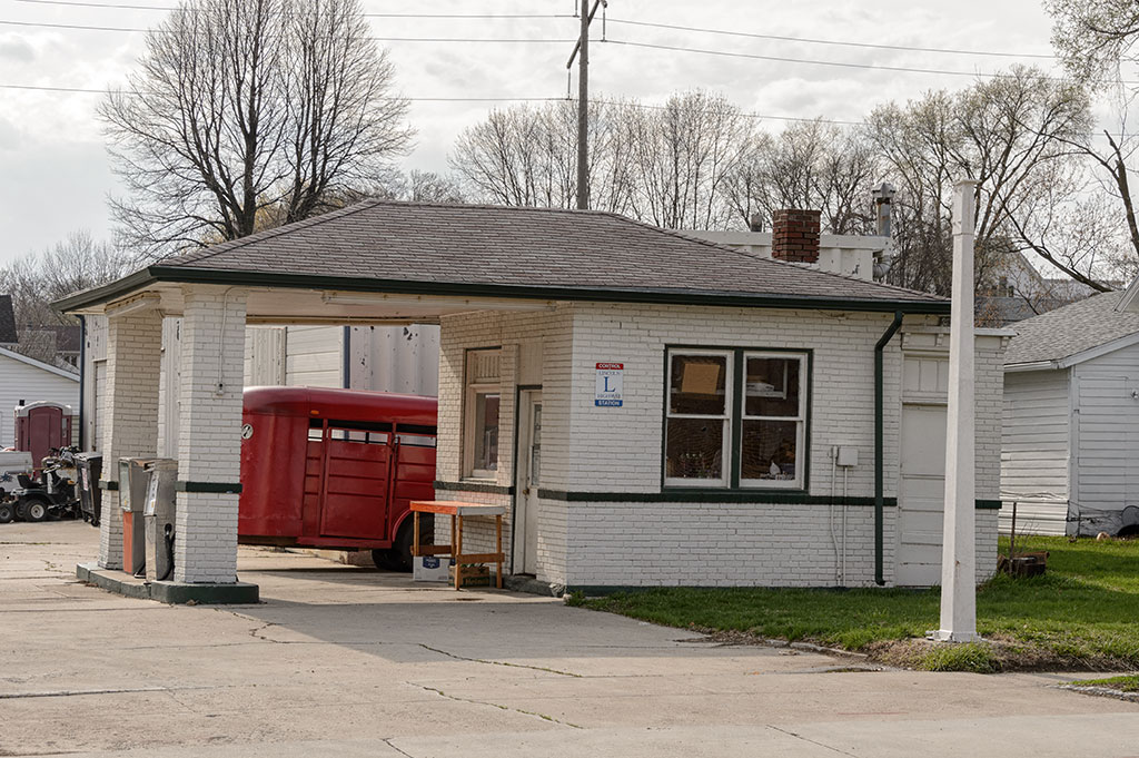 Bubba's Garage Traveling the Lincoln Highway Day 6 Marshalltown, IA