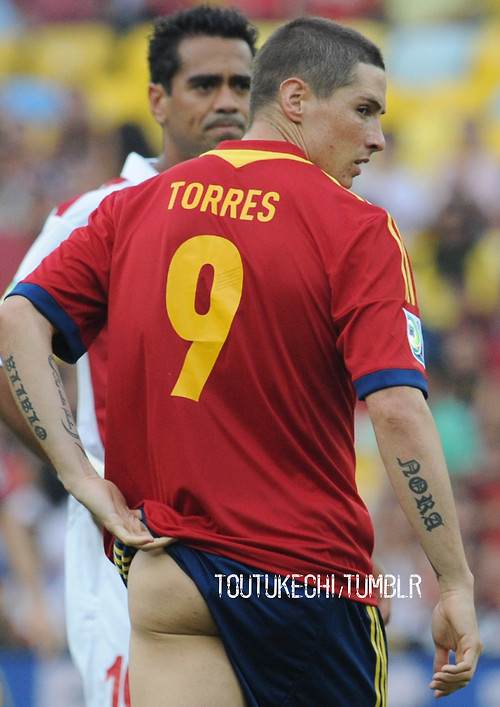 TORRES.jpg