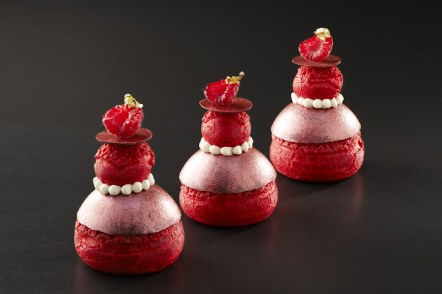 Religieuses chocolat / framboise et saint-honoré framboise / anis Religieuses chocolat / framboise et saint-honoré framboise / anis