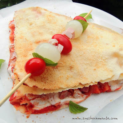 pane carasau super farcito in coppia con spiedino saporito