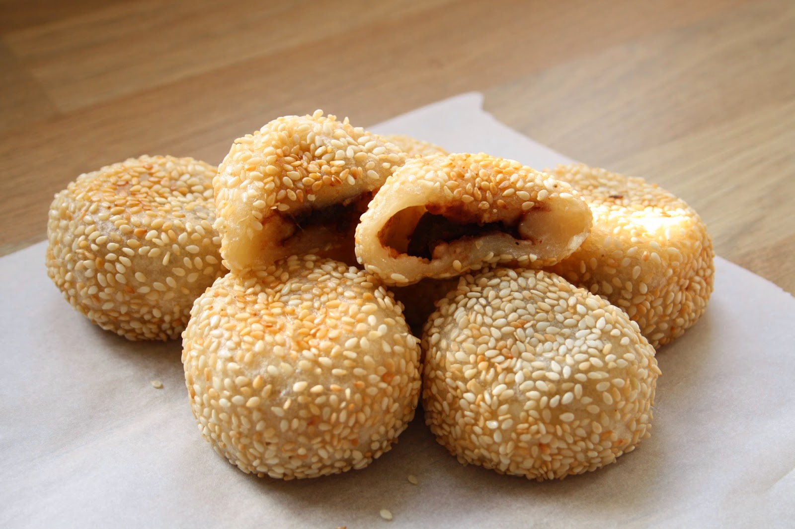Floral Frosting Sesame Balls filled with Red Bean Paste