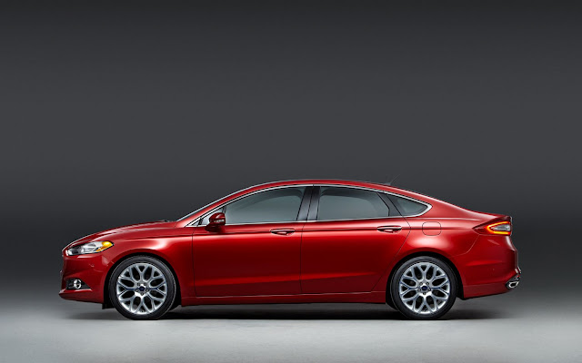 2013-Ford-Fusion-side.jpg