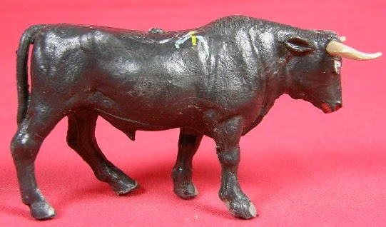 toros de juguete de plastico