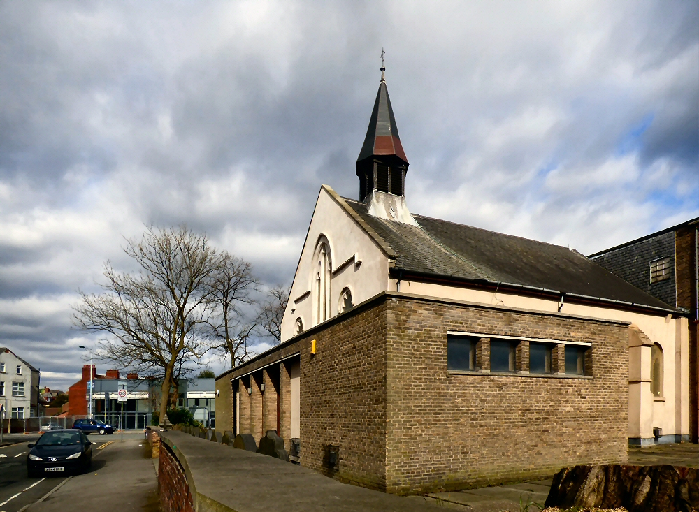 Stockport Daily Photo St Thomas, Heaton Chapel