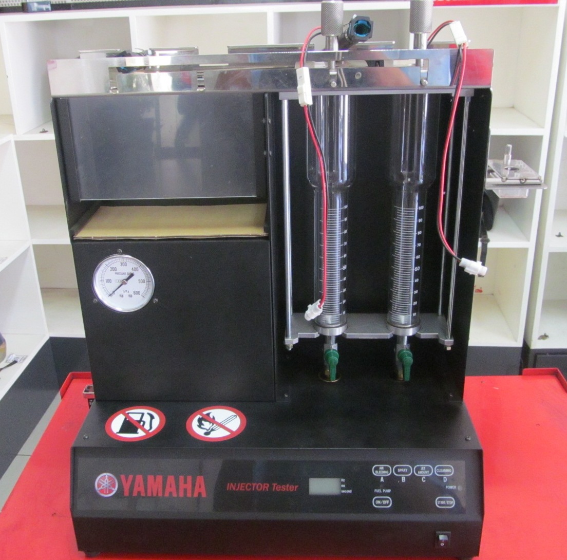 waw's land INJECTOR CLEANER di bengkel resmi Yamaha