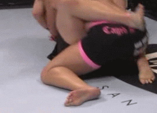 Miesha+Tate+-+VIDEO+-+rebola+-+00.gif