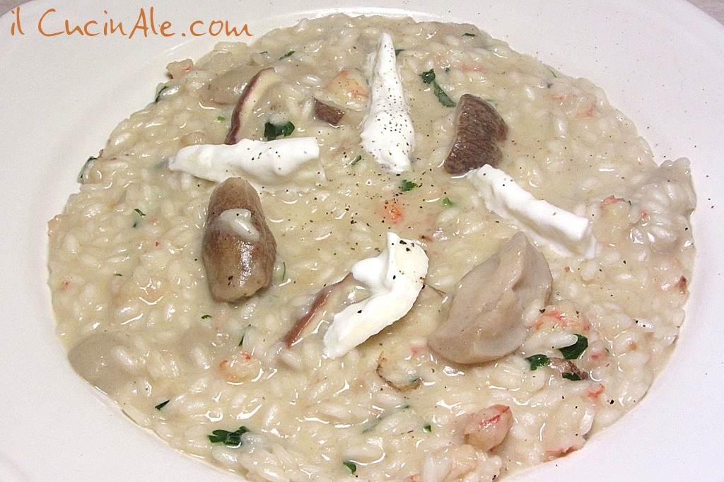 Risotto Carnaroli con funghi porcini, gamberi e cuore di burrata Il