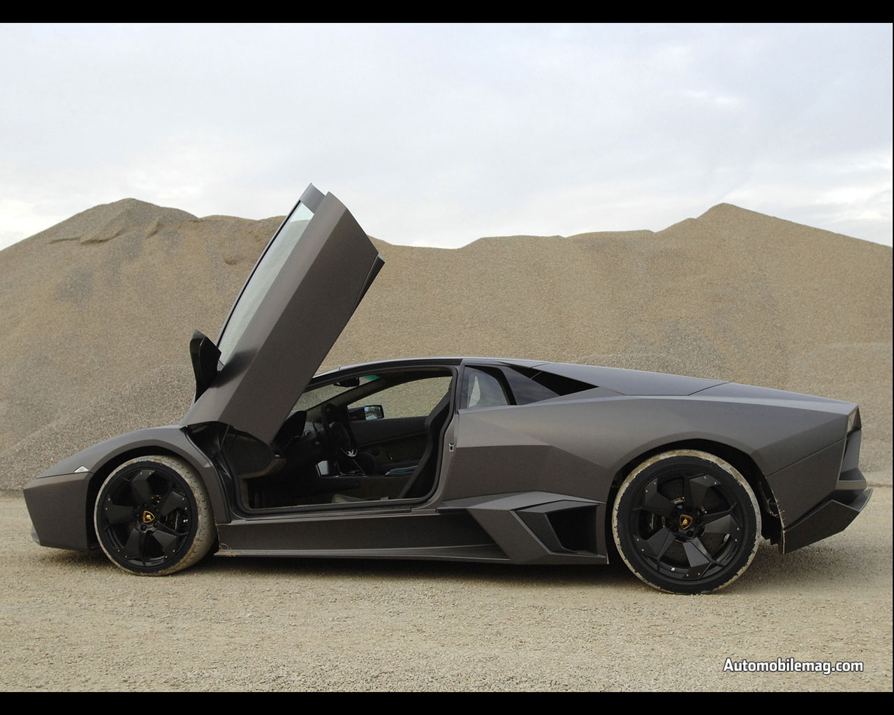 2011%2Blamborghini_reventon%2Bphotos.jpg