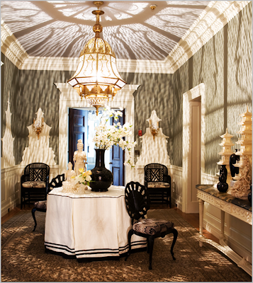 Round Foyer Table Decorating Ideas Round Foyer Table Decorating Ideas