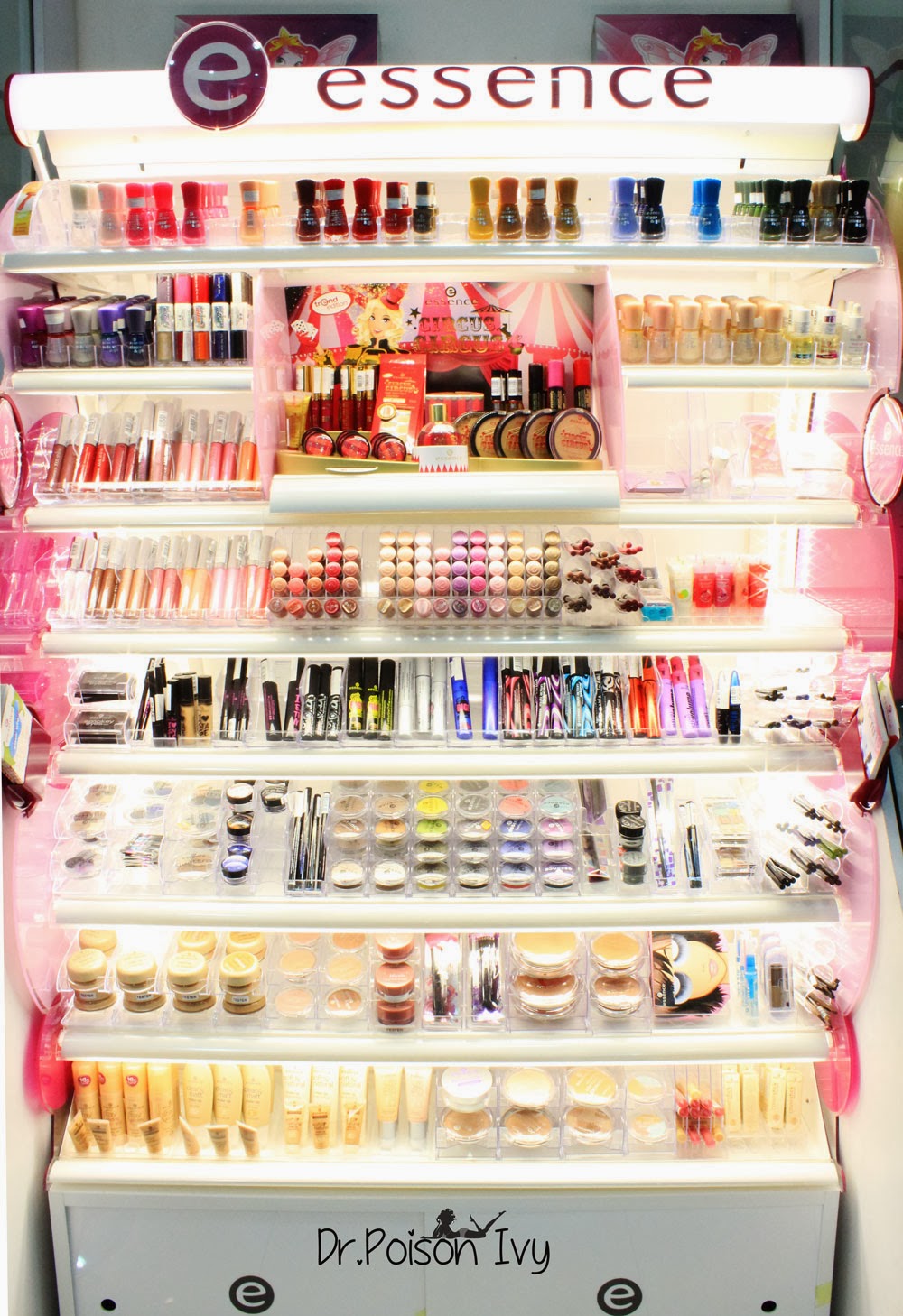 Dr.Poison Ivy's Beauty Blog Essence Cosmetics now in Delhi