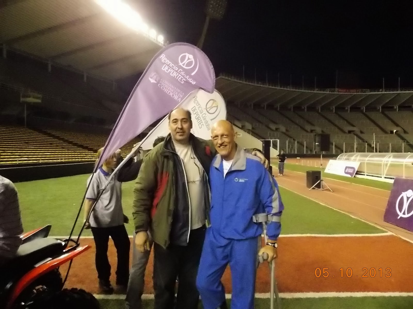 GABRIEL GALAN CON OSCAR DERTICIA EN EL ESTADIO KEMPES