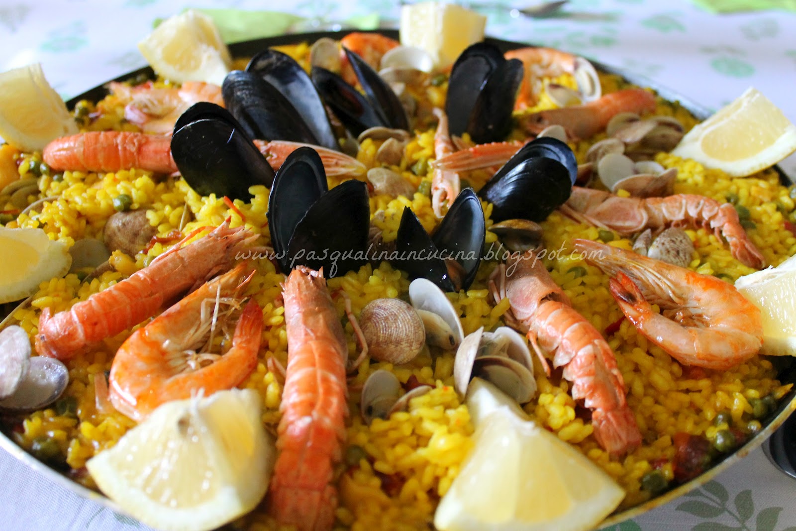 Pasqualina in cucina La paella de marisco