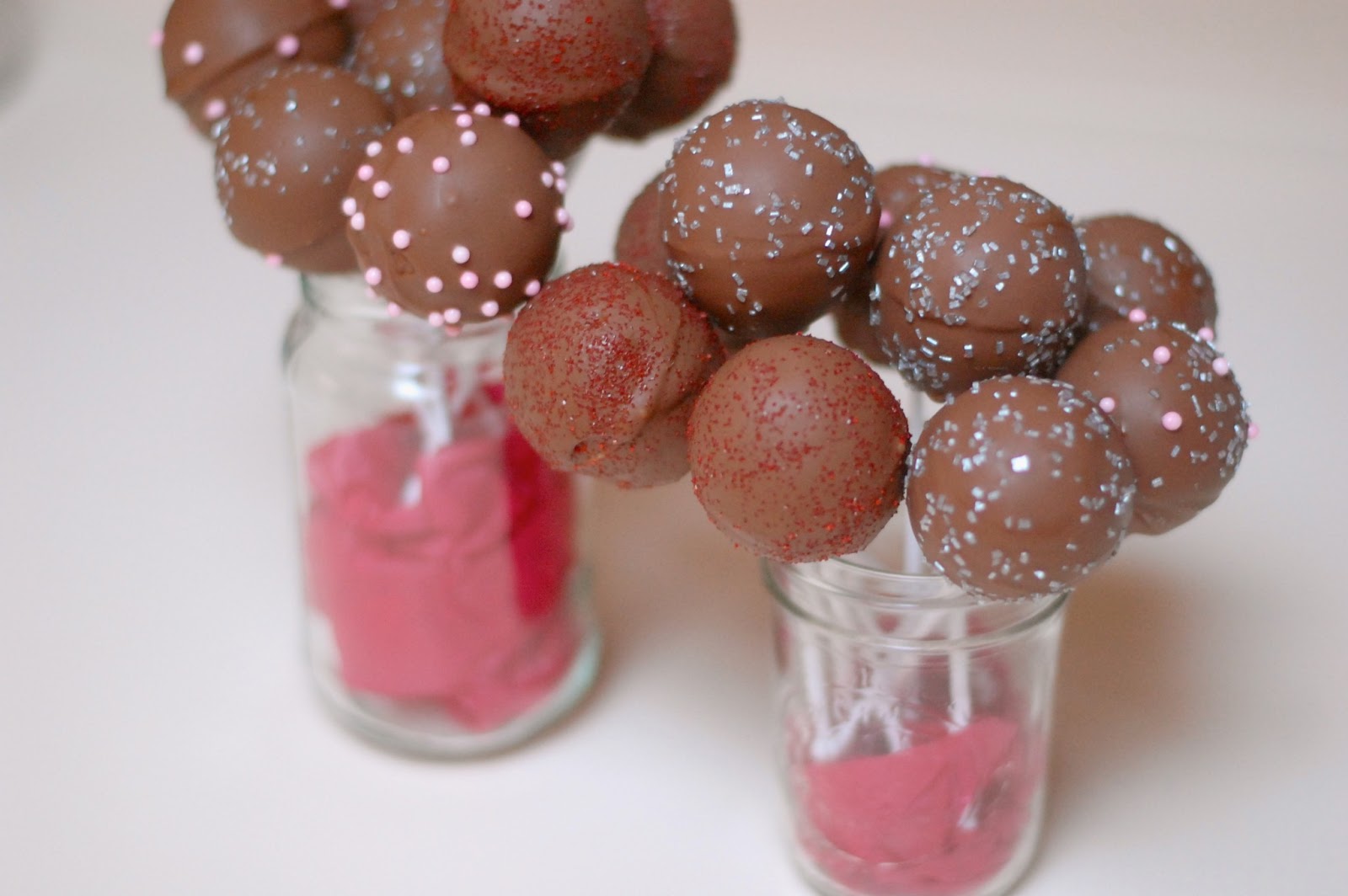 Elaine Catherine Cake Pops {Using Bake Pop pans}