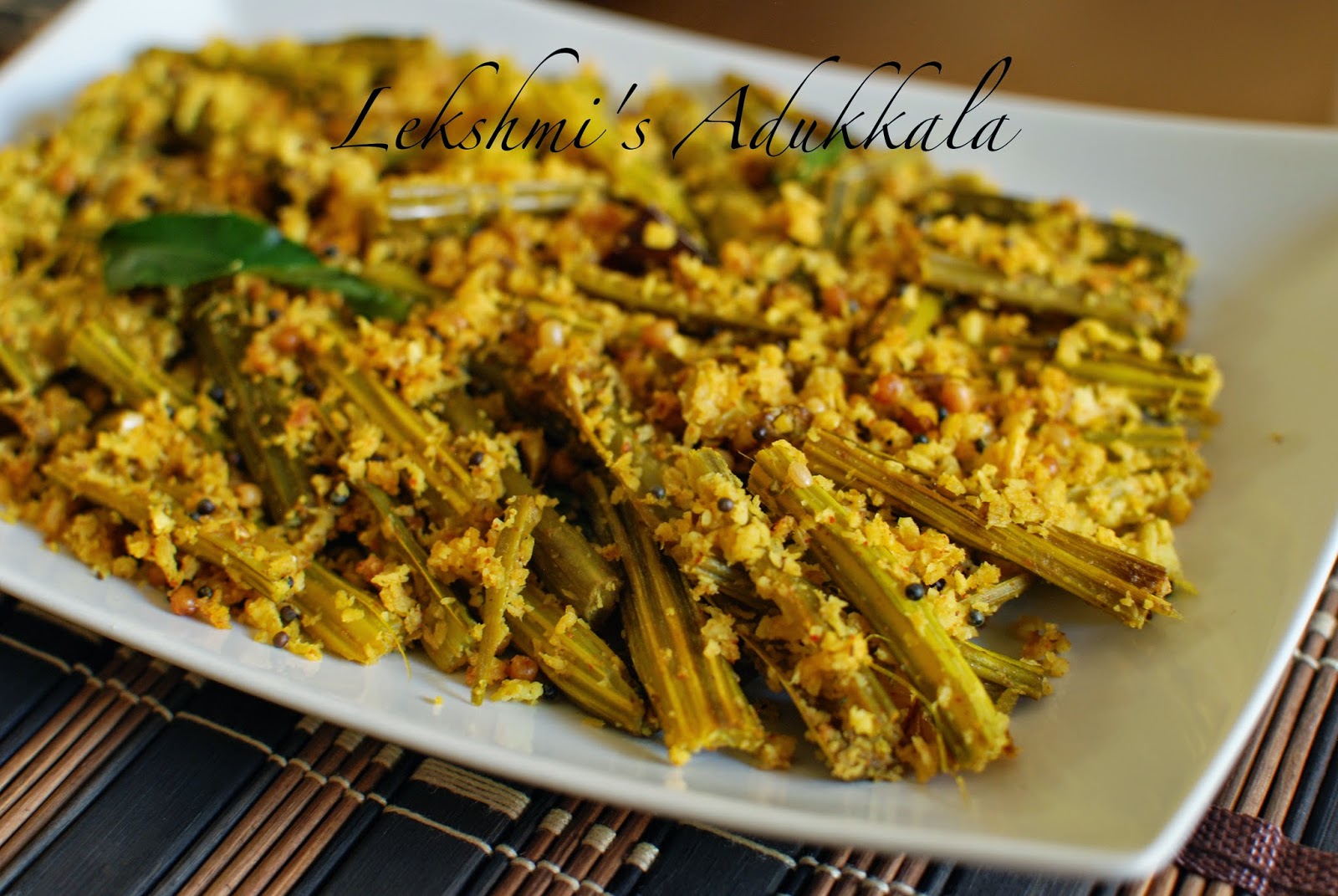 Lekshmi's Adukkala Muringakka Thoran / Drumstick Thoran