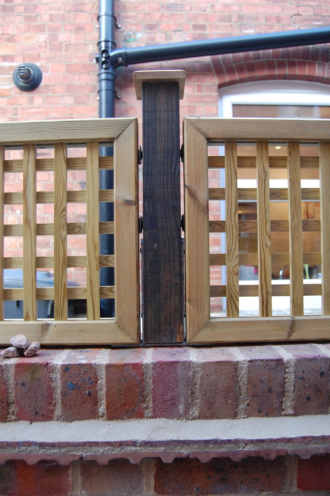 brick fence lattice trellis garden privacy fixed fencing backyard edwardian patio fences panels build attached side building wooden landscaping gates