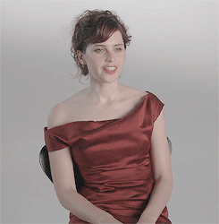 Фелисити Джонс gif