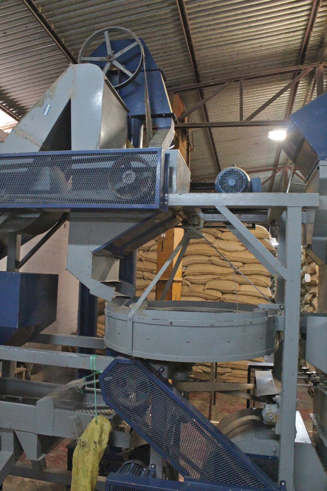 The Bramble Coffee Dry Milling Parchment Remover