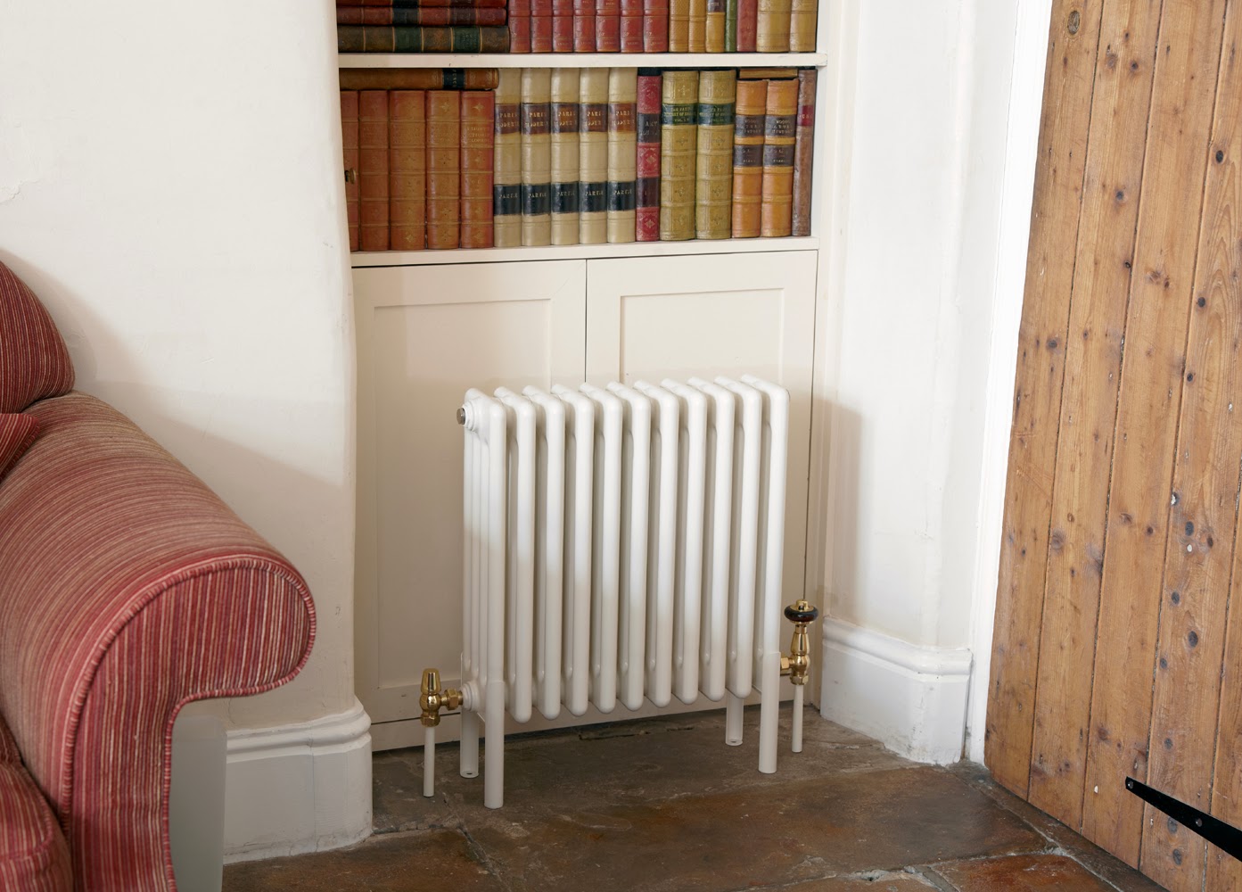 David Dangerous White Radiator Brass Valves