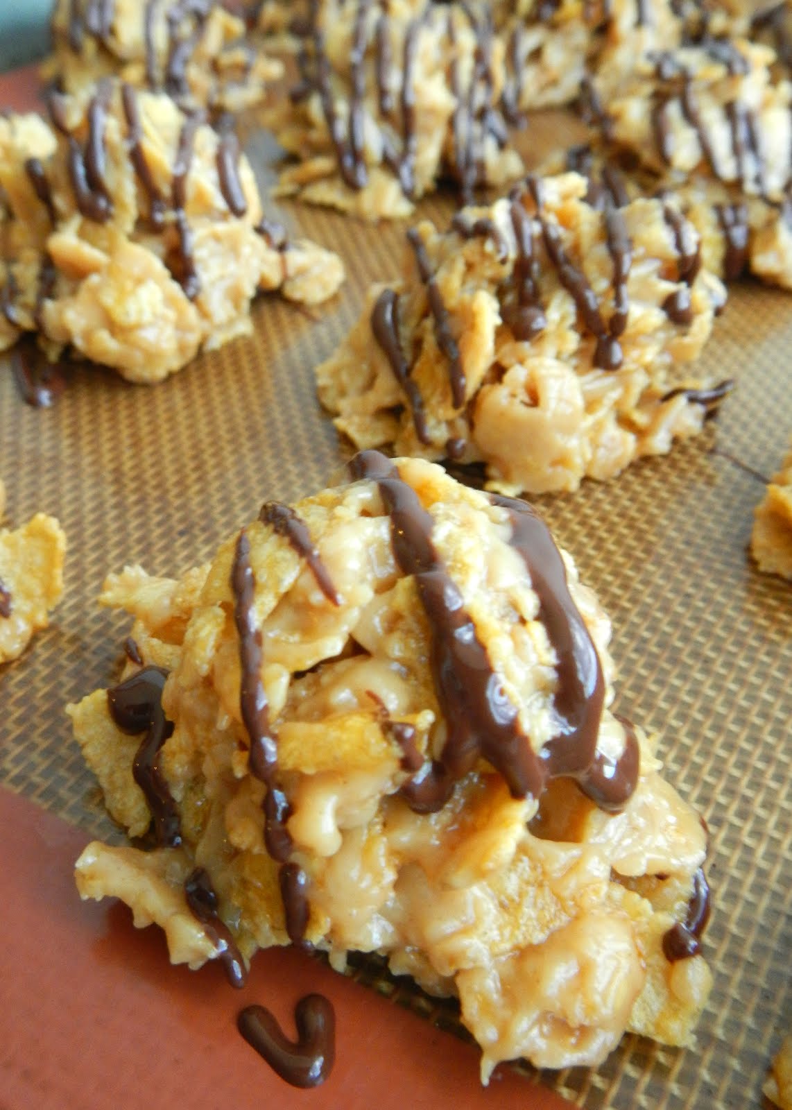 My Food Affair: Chocolate Peanut Butter Cornflake Cookies