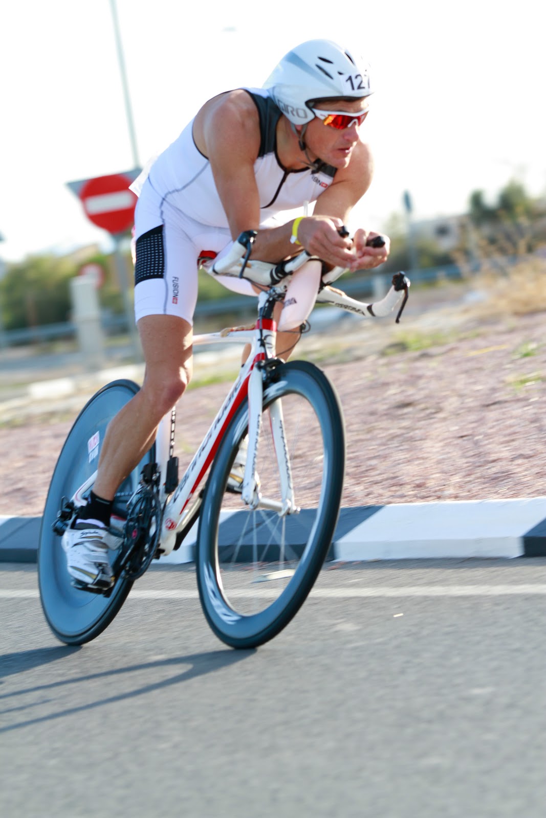 Gymnes-Gomenes TRIATLON HALF DE ELCHE: RAUL MARTINEZ 14º Y JESUS SANCHEZ 16º EN ...