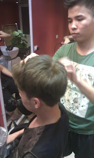 thực hành cắt tóc boy kiểu hàn quốc + nhuộm xanh rêu Korigami 0915804875