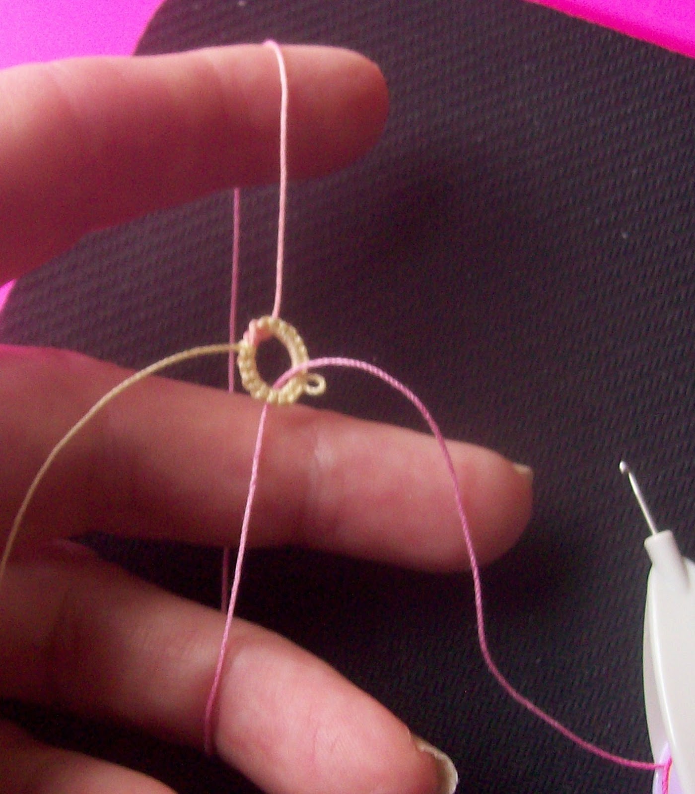 Kathy's Victorian Tatted Lace Interlocking Rings made with Shuttle