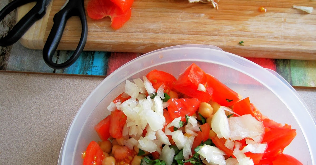 Skinny Muffin Tomato Garbanzo Salad