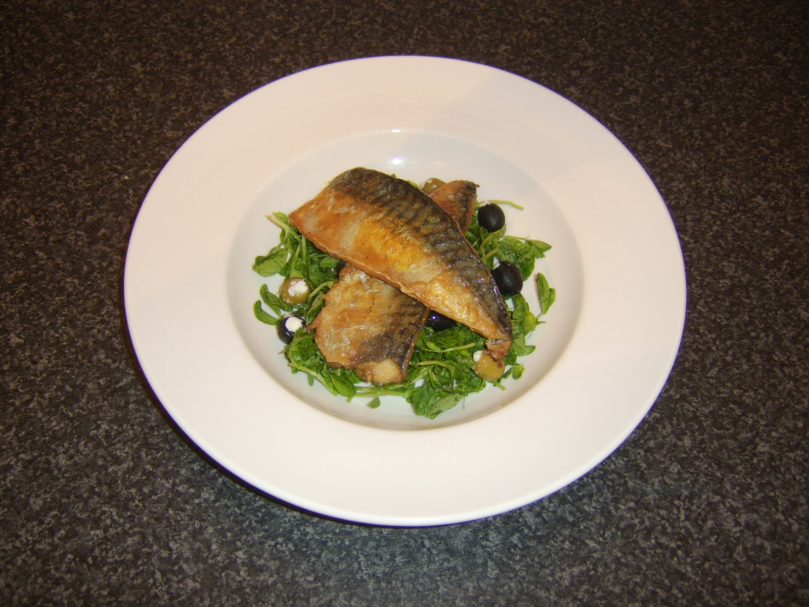 What Should I Have for Dinner Tonight? Pan Fried Mackerel Fillets with