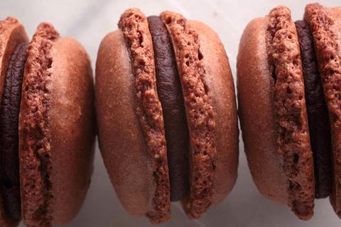 Macarons de chocolate rellenos de nutella: la receta definitiva
