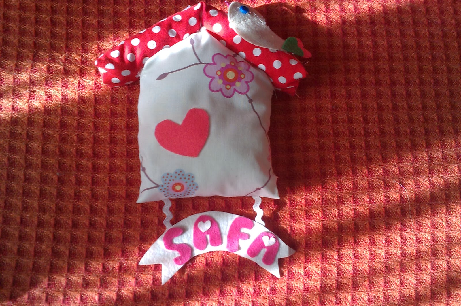 Feyza�nın Cicileri KUMAŞ EV KAPI SÜSÜ