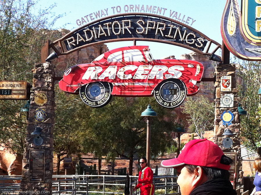 Mouse Troop A Trip Through the Radiator Springs Racers Queue