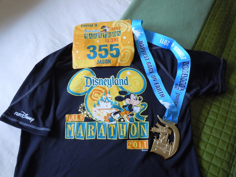 Disneyland Half Marathon 2011 shirt and medal
