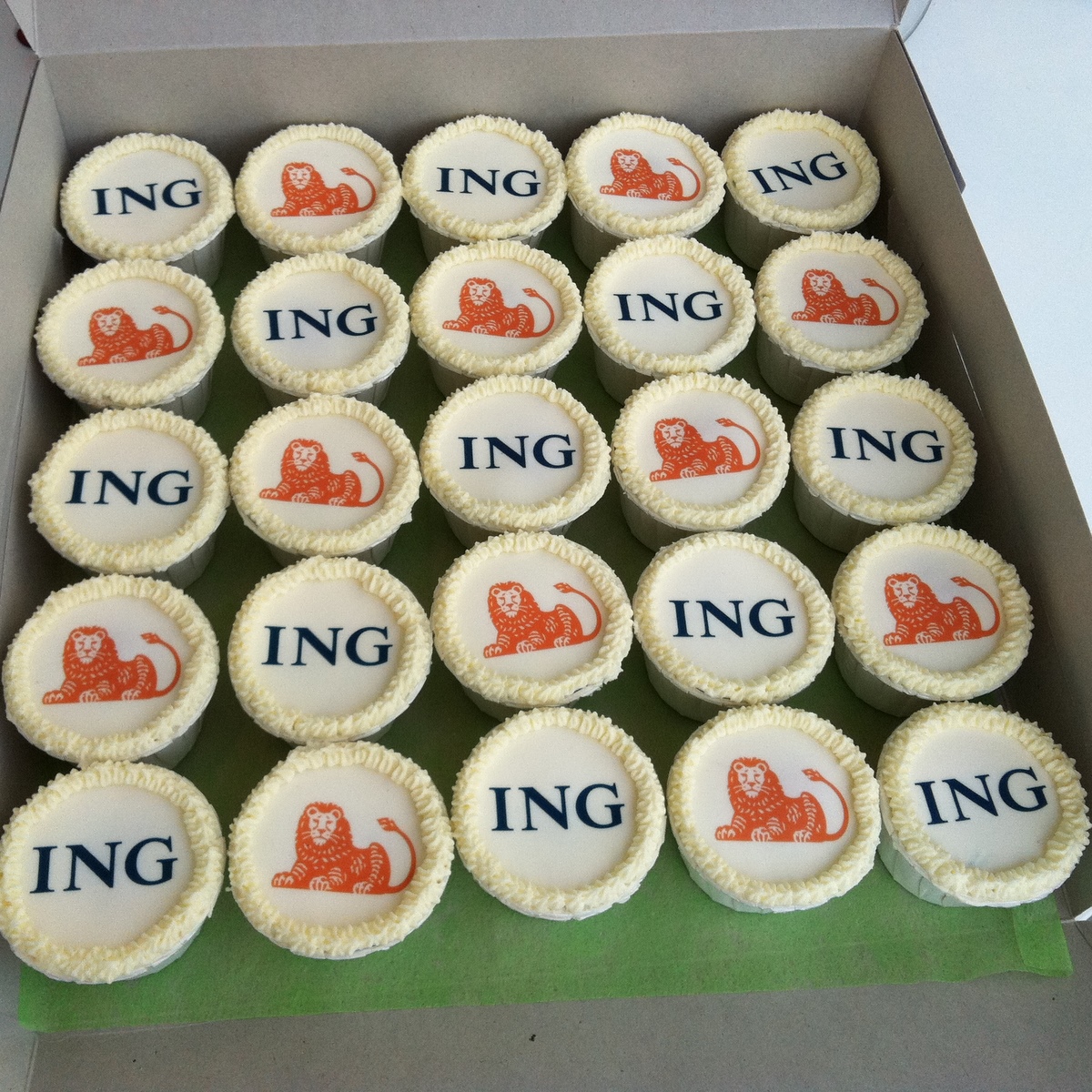 TeaRoom by Bel Jee Edible Logos