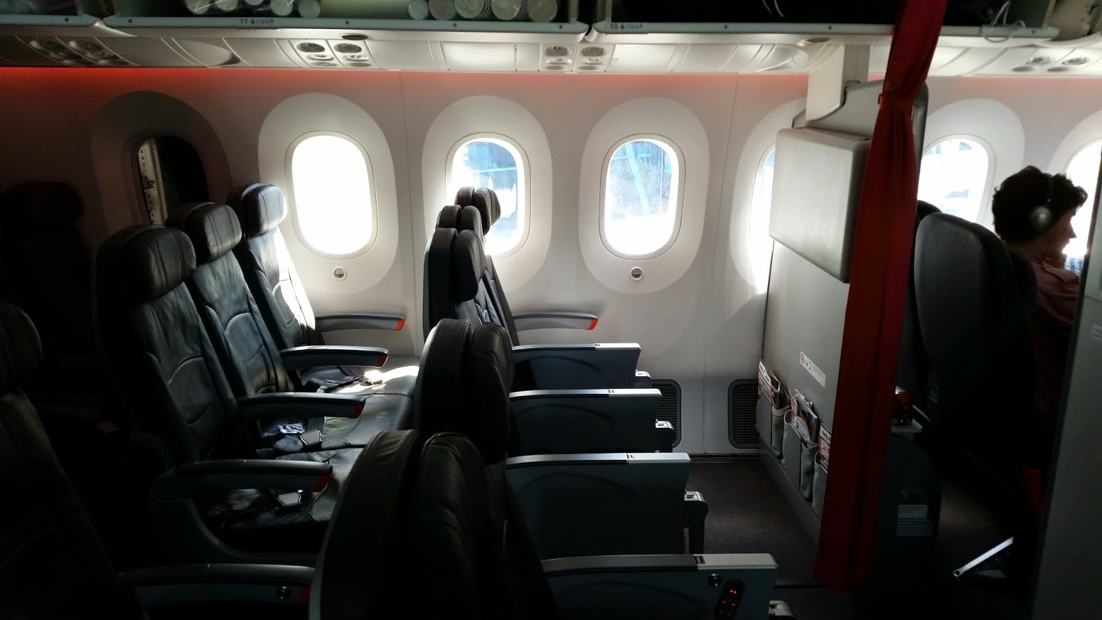 The Jetstar B787 Dreamliner Melbourne to Bali and Return Economy