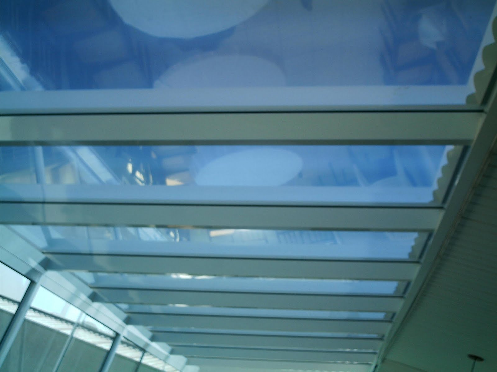 Klein Vidraçaria e Esquadrias de Alumínio: Coberturas de vidro