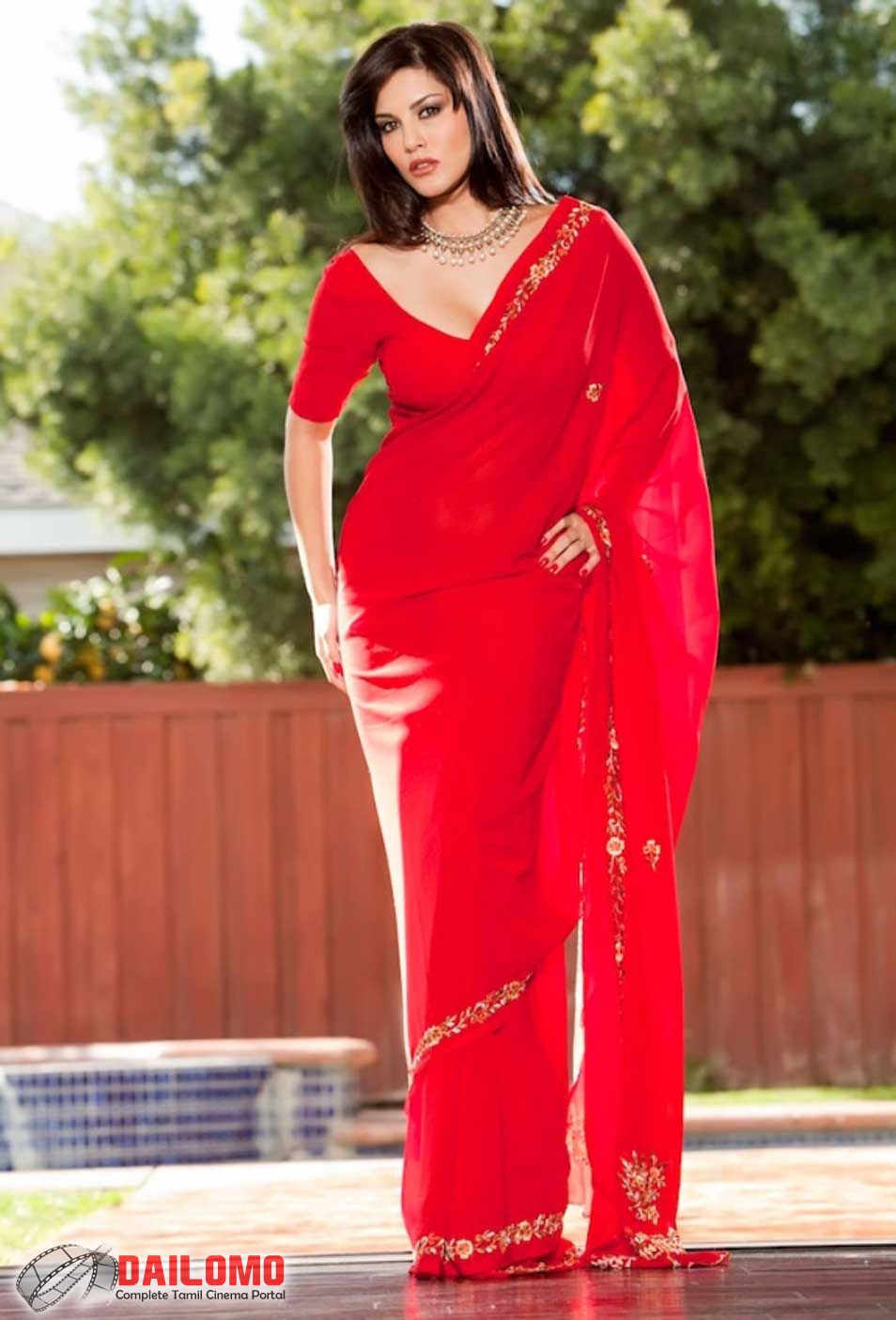 Kashmira Shah: Adult Star Sunny Leone Sexy Navel Pics