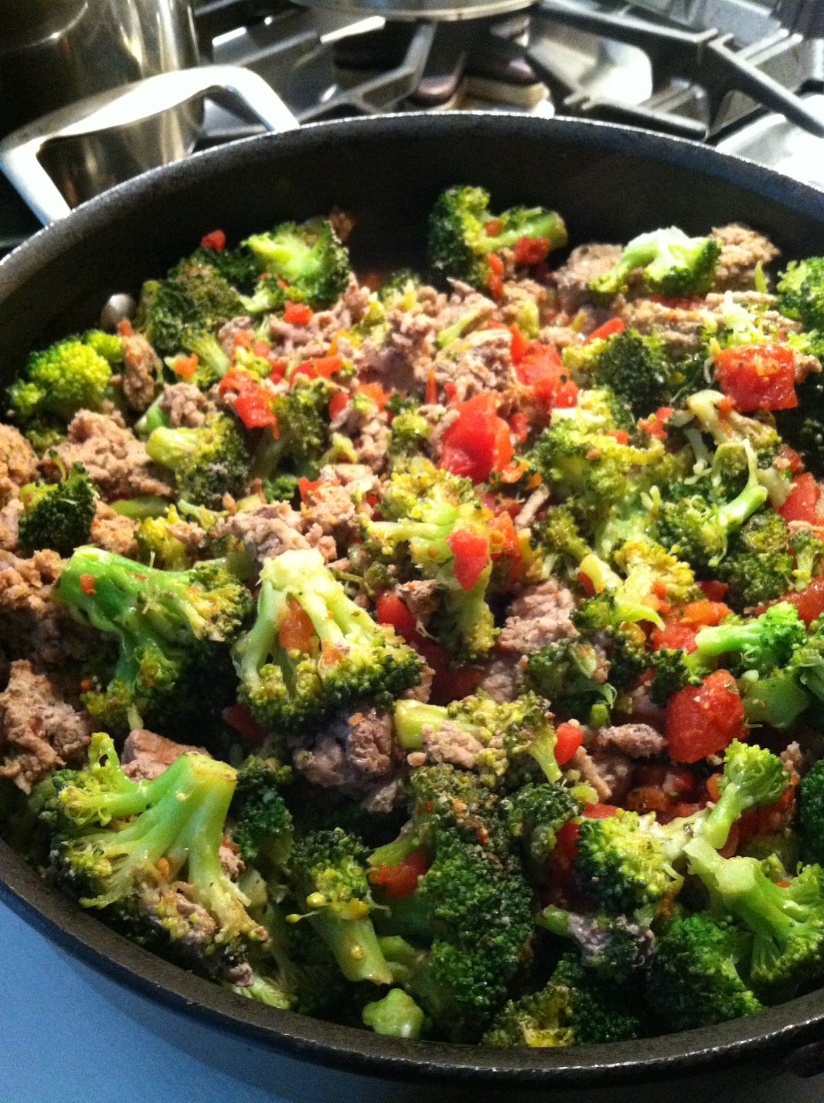 Francesca Pucher Ground Turkey with Broccoli and Tomato