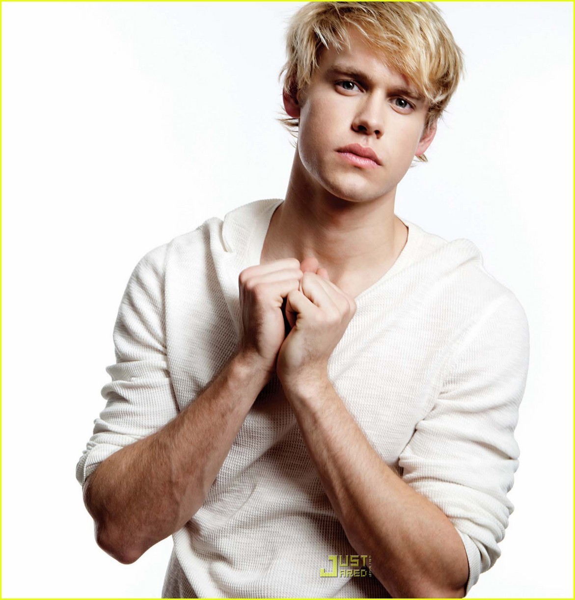 http://3.bp.blogspot.com/-X53v8bcbXD4/TYO4EZTYQDI/AAAAAAAAHX8/WKgGRPVWFkg/s1600/Chord-Overstreet-glee-17151686-1171-1222.jpg