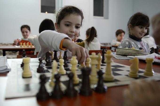 Em escola de SP, ensino do xadrez faz parte da matriz curricular - Escolas  Exponenciais