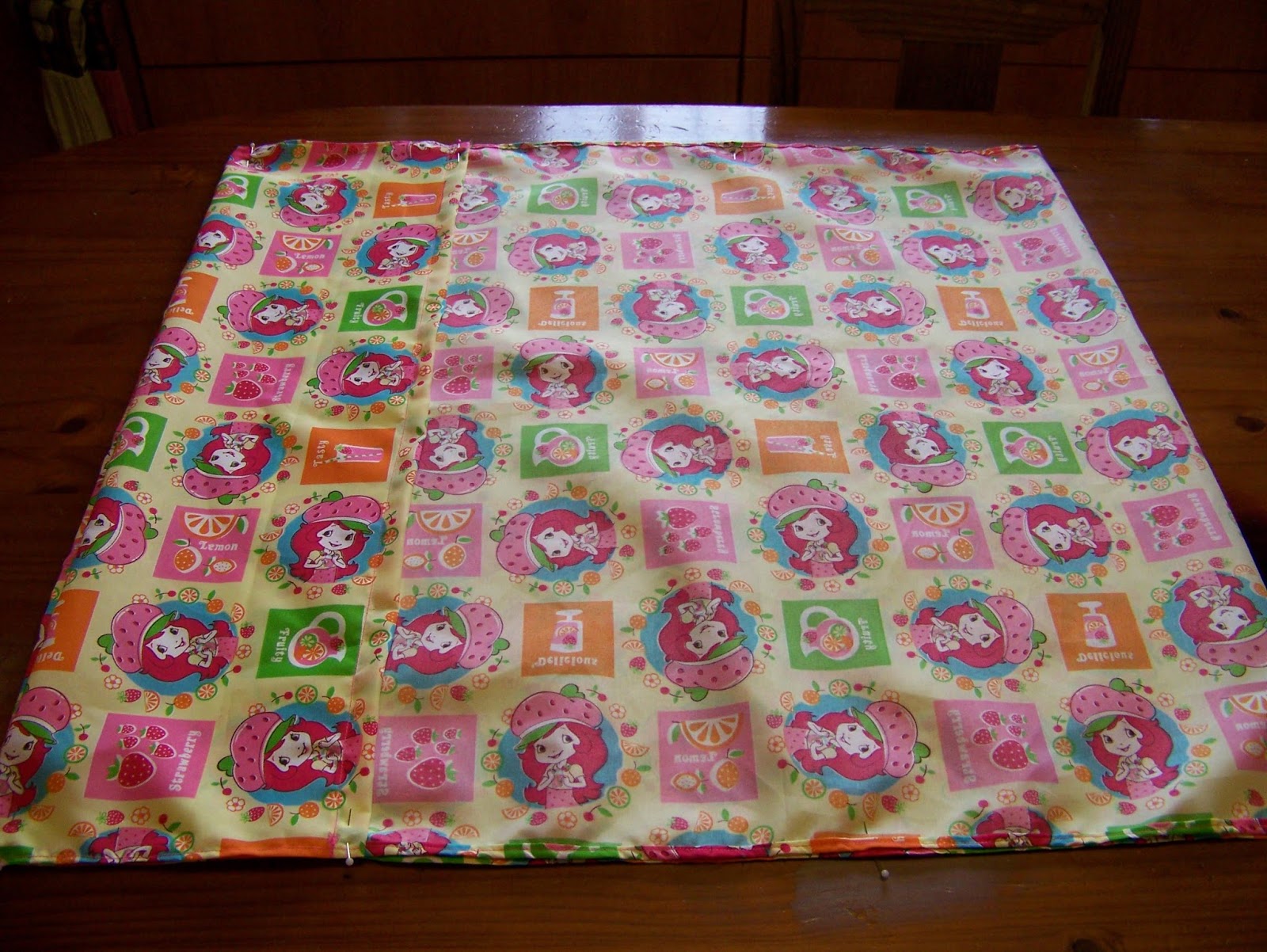 A Pretty Talent Blog Making a Continental Pillow Case