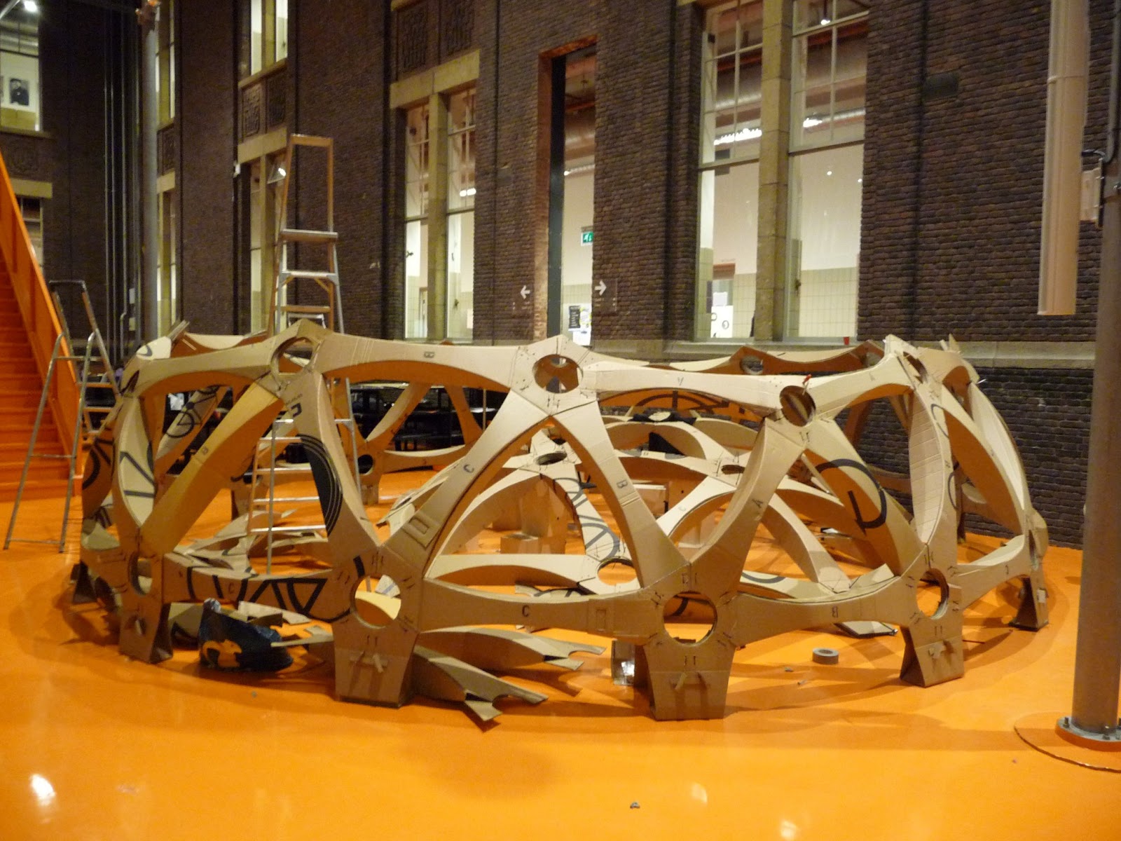 srchlab curved fold dome